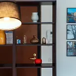 Lucia's By Quokka 360 - Next To The Walled Of Apartament *