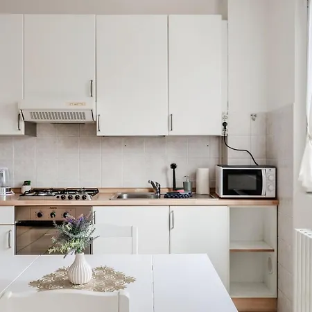 Lucia's By Quokka 360 - Next To The Walled Of *