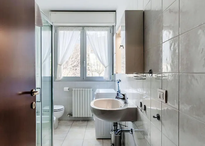 Lucia's By Quokka 360 - Next To The Walled Of *